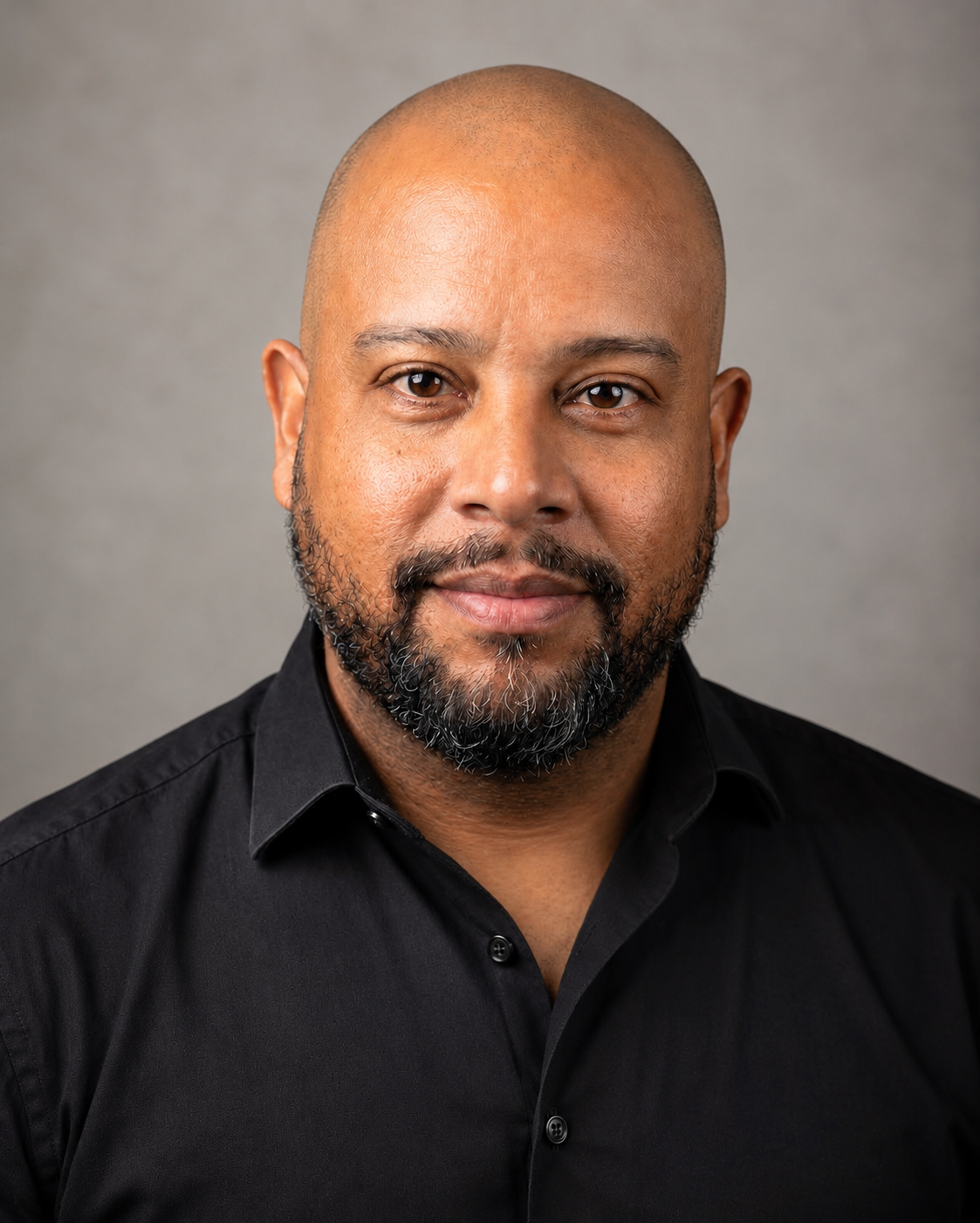 Henrico Amaral, Senior Product Designer especializado em sistemas enterprise.